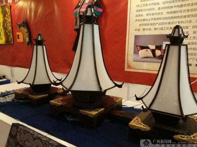 高清刮起最炫民族2016广西工艺美术作品展开幕